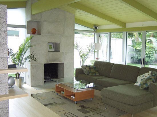 The_Galloro_Home_01